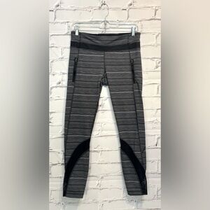 Lululemon Pace Rival Crop striped black and white- Size 8